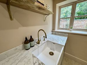 Open Plan Kitchen- click for photo gallery